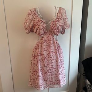 Cut out and open back dress